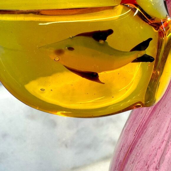 Italian Murano Style Blown Glass Pelican Paperweight With Fish In Bill - Picture 3 of 14